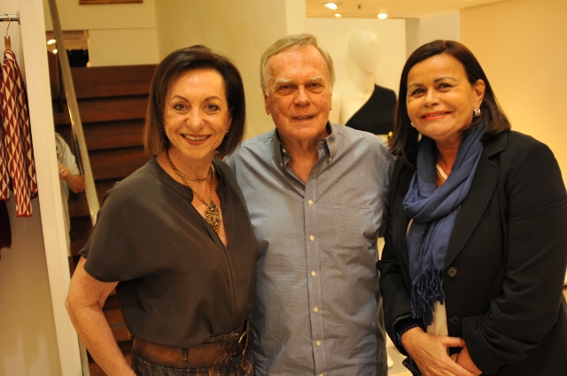 Regina e Buba Weckerle com Josinha Pacheco 